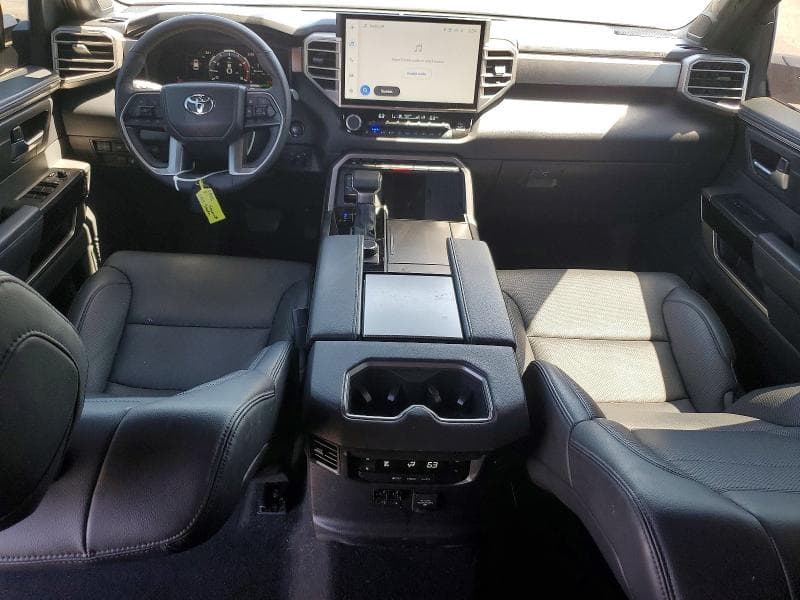 2025 TOYOTA SEQUOIA SR5 8