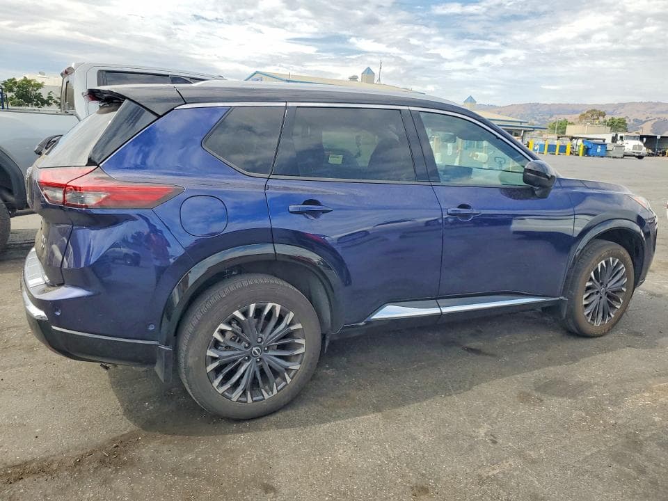 2024 NISSAN ROGUE PLATINUM 3