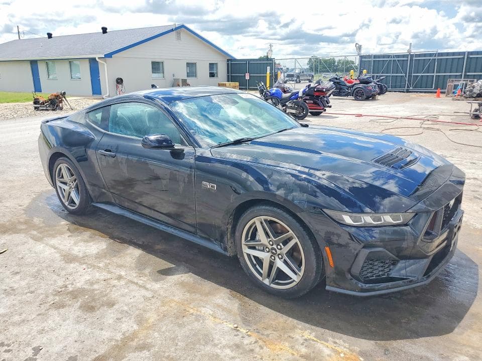 2024 FORD MUSTANG GT 4