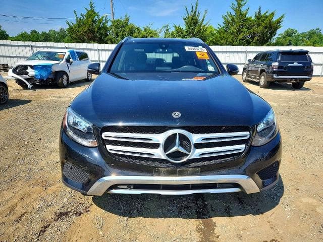 2019 MERCEDES-BENZ GLC 300 4MATIC 5