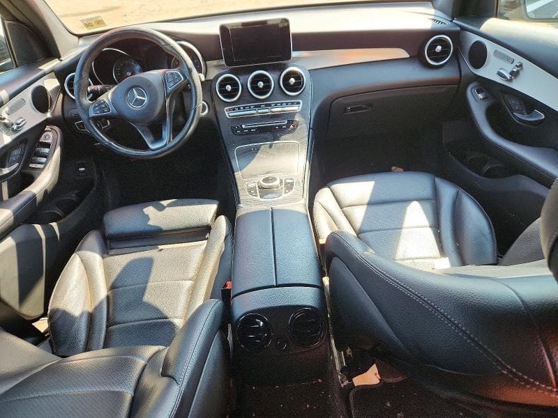 2019 MERCEDES-BENZ GLC 300 4MATIC 8