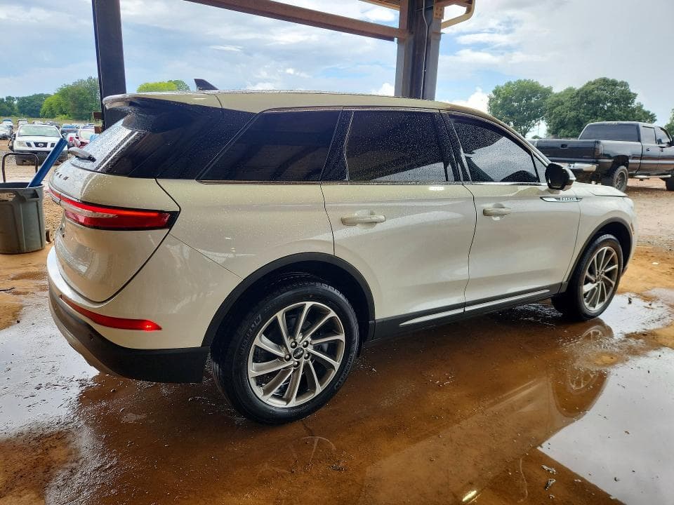 2024 LINCOLN CORSAIR 3