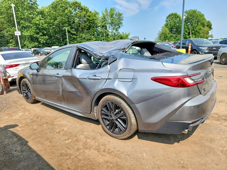 2025 TOYOTA CAMRY SE SE 2