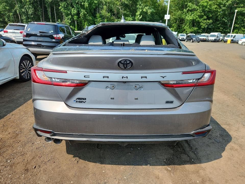 2025 TOYOTA CAMRY SE SE 6
