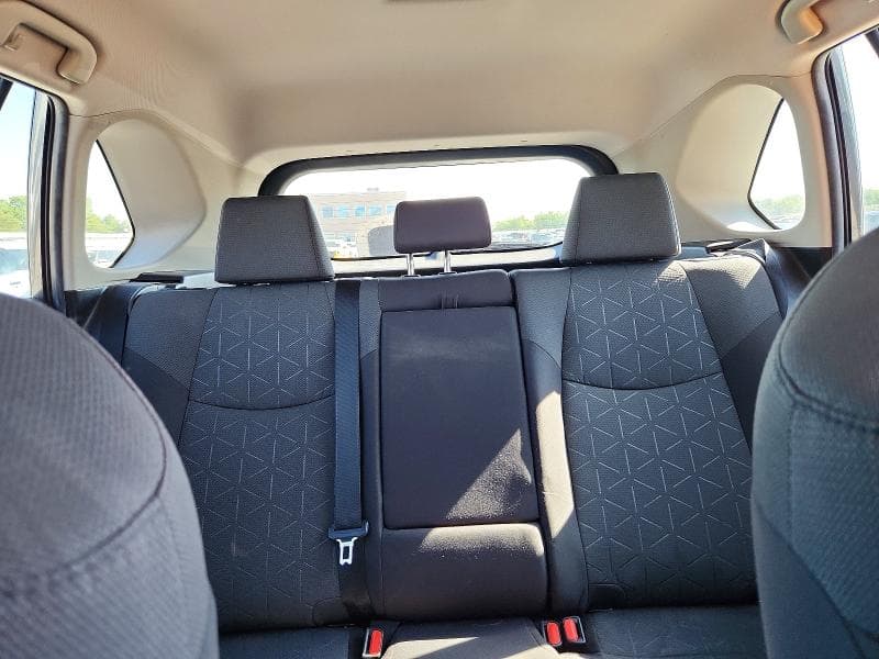 2020 TOYOTA RAV4 HYBRID XLE 10