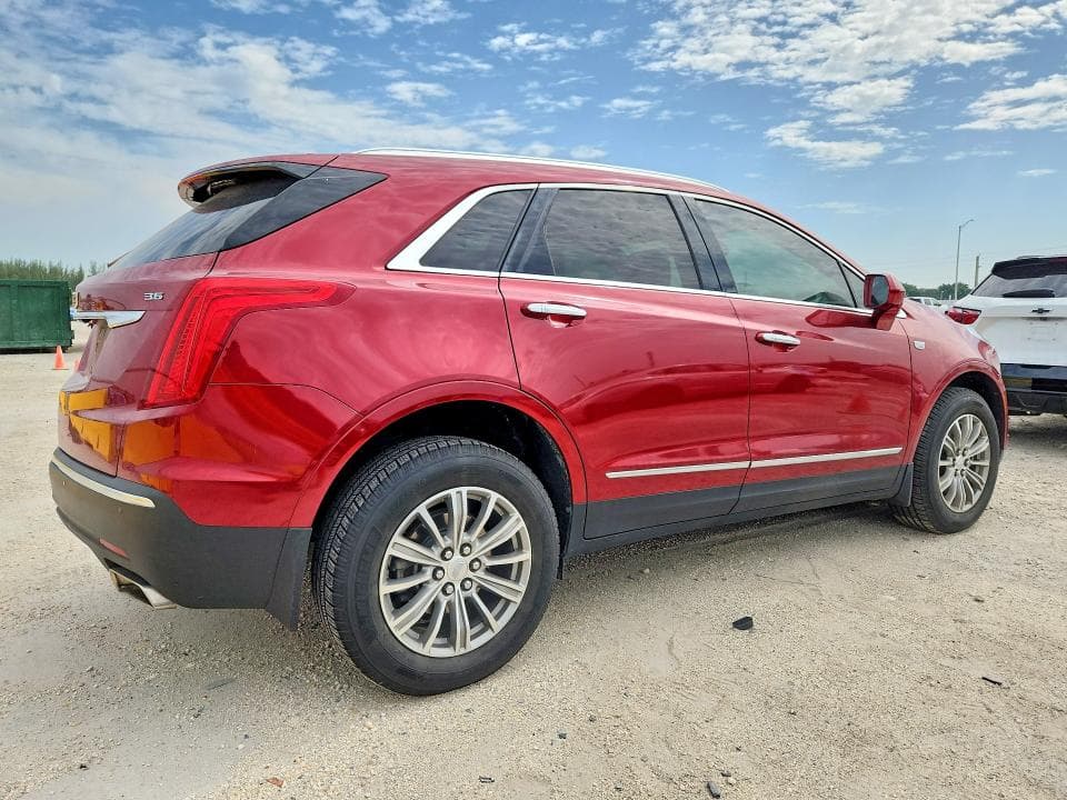 2019 CADILLAC XT5 LUXURY 3