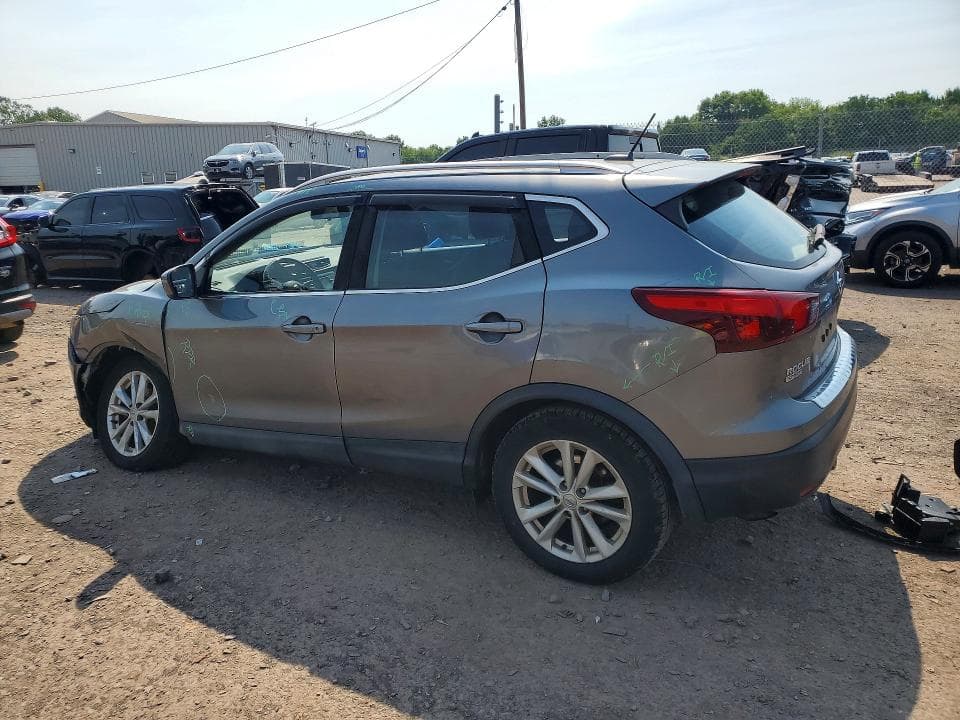 2017 NISSAN ROGUE SPORT SV 2