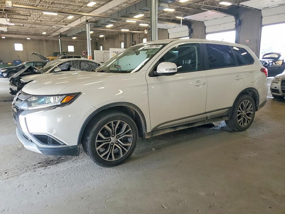 2016 MITSUBISHI OUTLANDER SE SE - 1