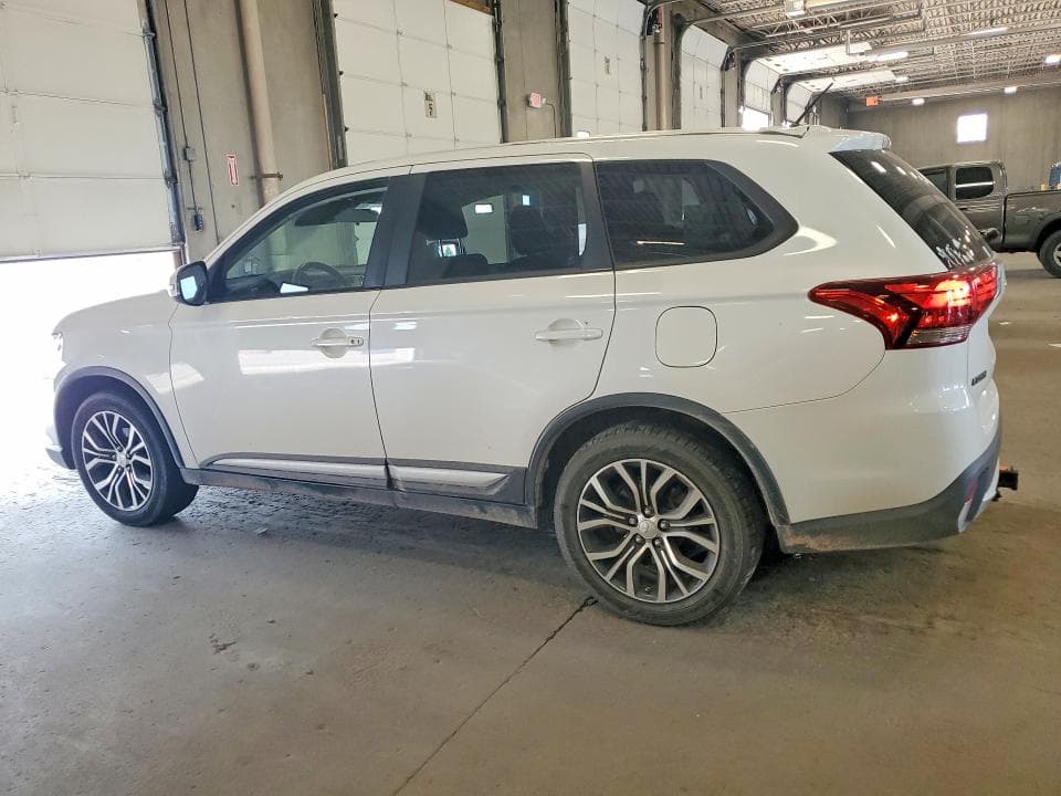 2016 MITSUBISHI OUTLANDER SE SE 2