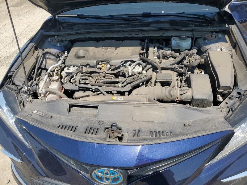 2022 TOYOTA CAMRY XLE 11
