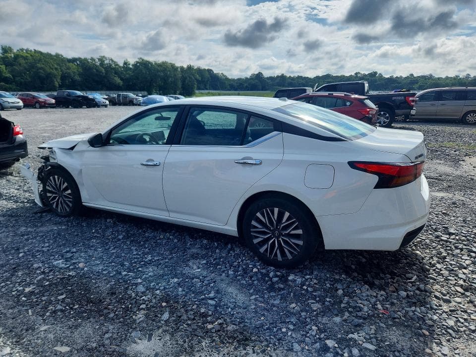 2025 NISSAN ALTIMA SV 2