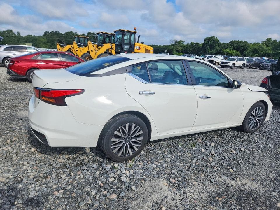 2025 NISSAN ALTIMA SV 3