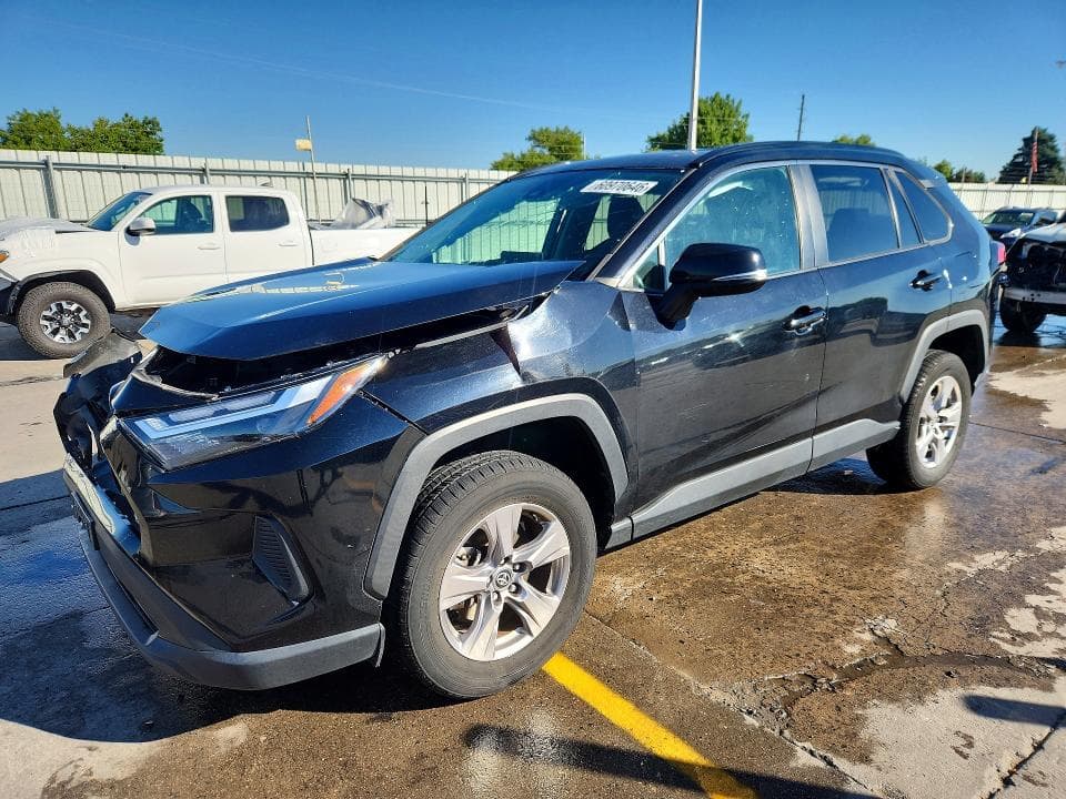 2023 TOYOTA RAV4 XLE - 1