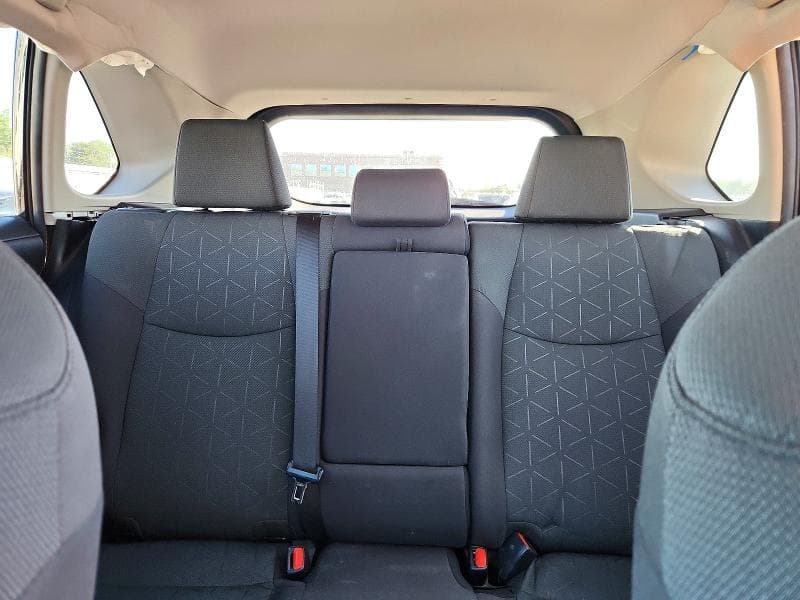 2023 TOYOTA RAV4 XLE 10