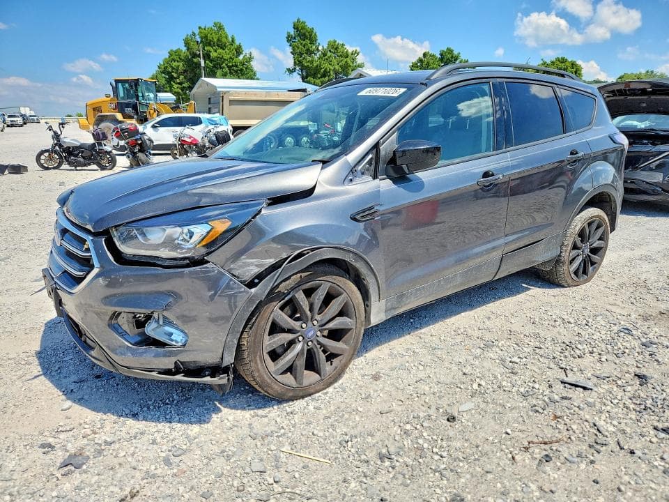 2017 FORD ESCAPE SE SE - 1