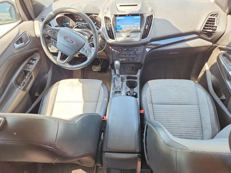 2017 FORD ESCAPE SE SE 8