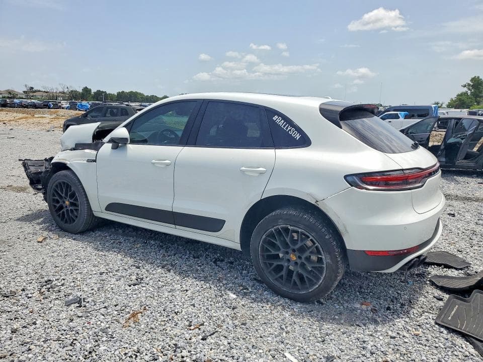 2020 PORSCHE MACAN 2