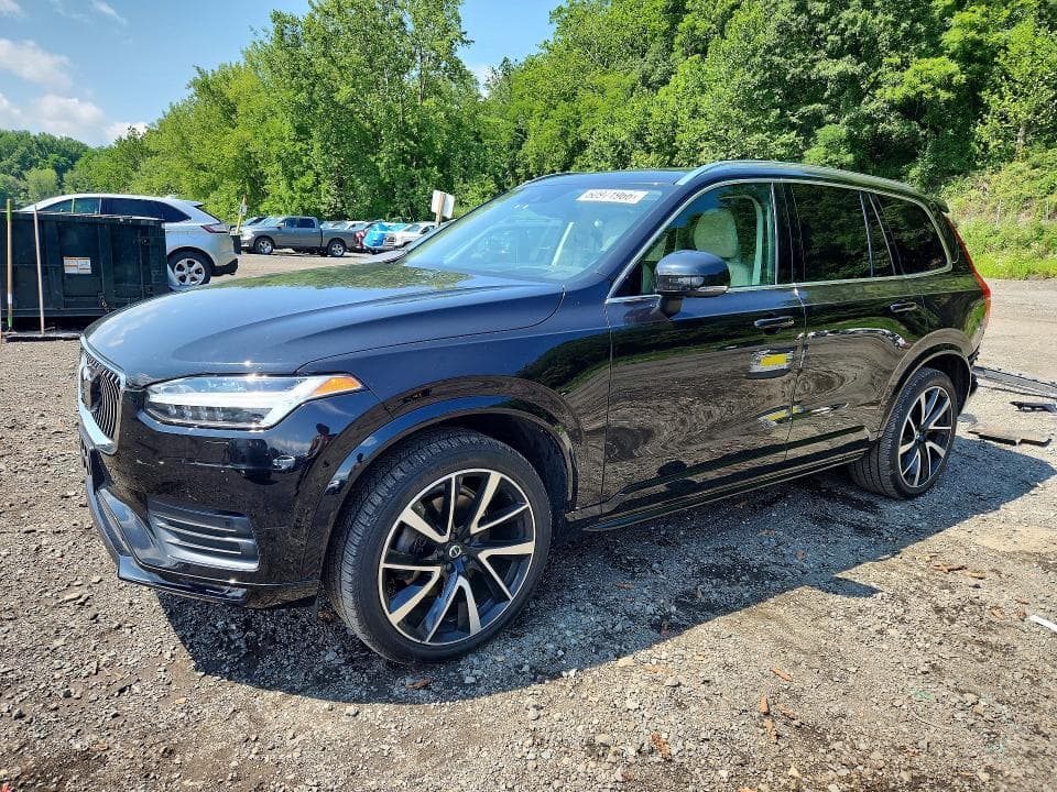 2021 VOLVO XC90 T6 MOMENTUM - 1