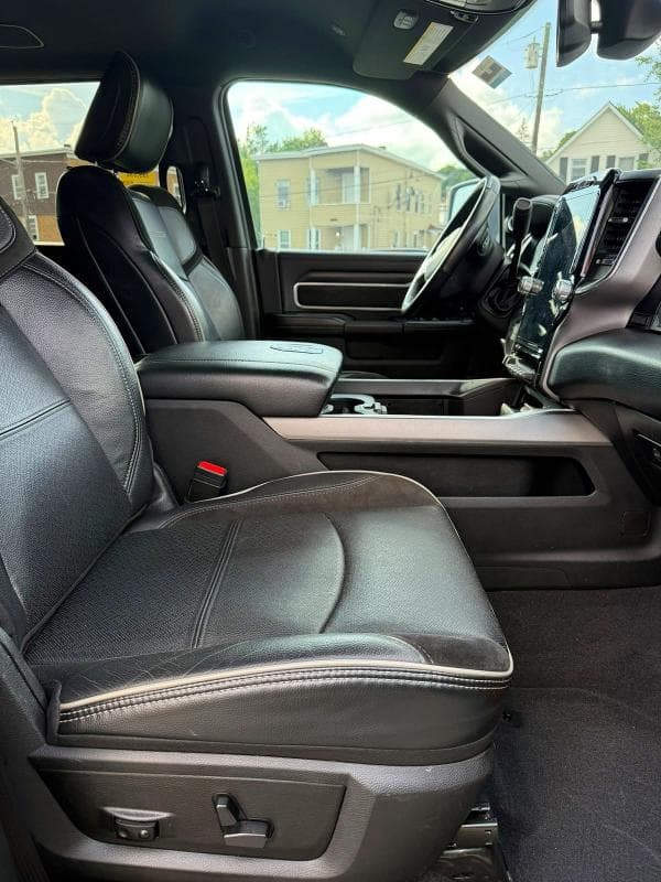 2024 RAM 3500 LARAMIE LARAMIE 7