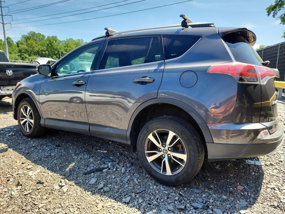 2016 TOYOTA RAV4 XLE 2