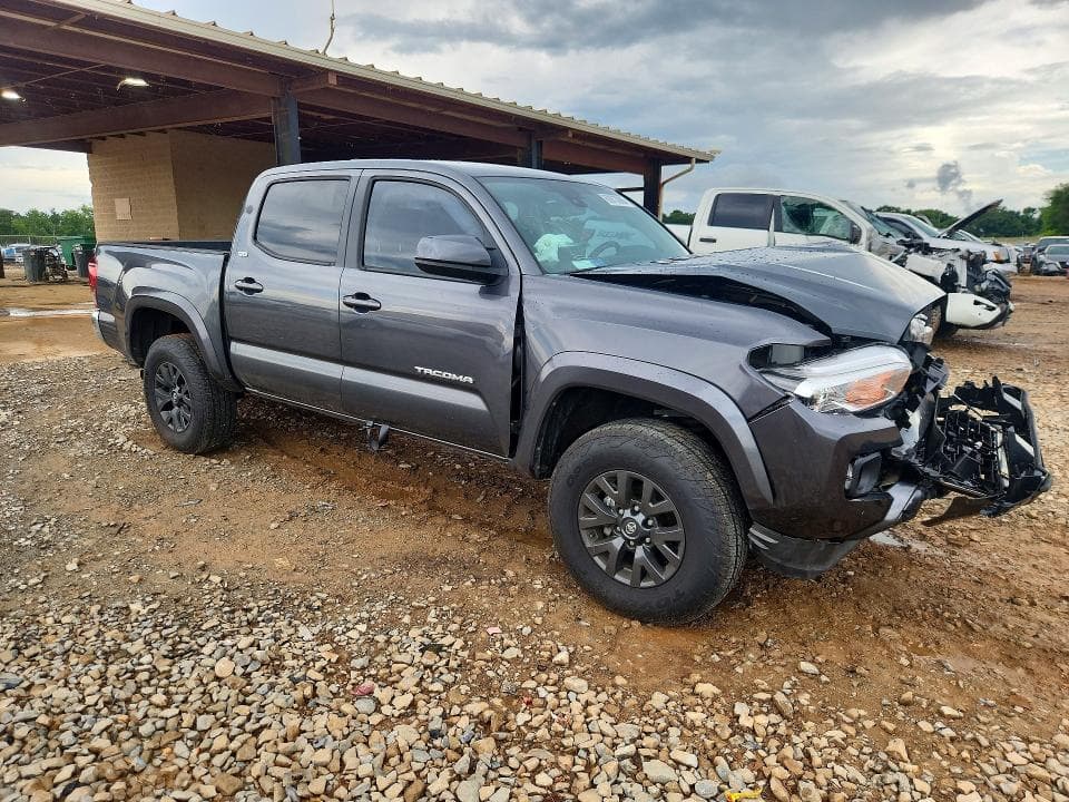 2021 TOYOTA TACOMA SR5 V6 4