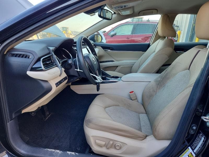 2019 TOYOTA CAMRY LE 7