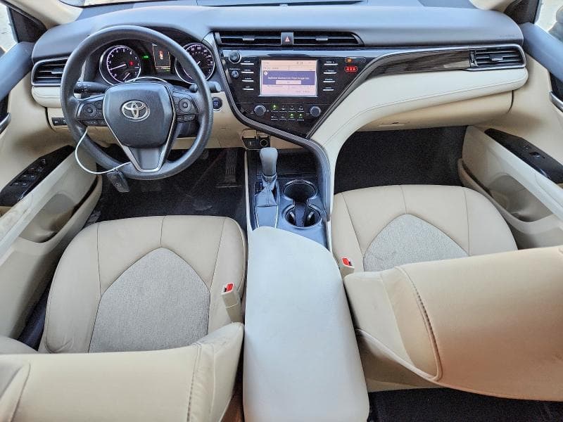 2019 TOYOTA CAMRY LE 8