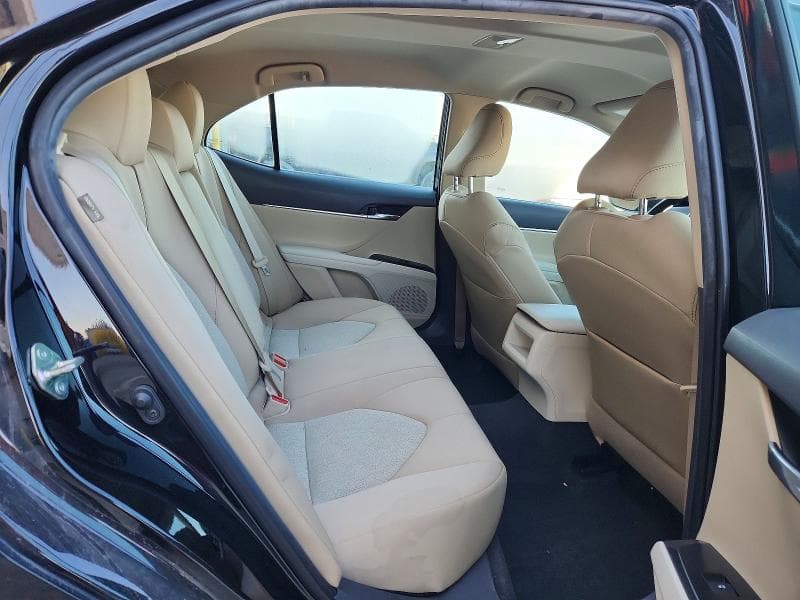 2019 TOYOTA CAMRY LE 10