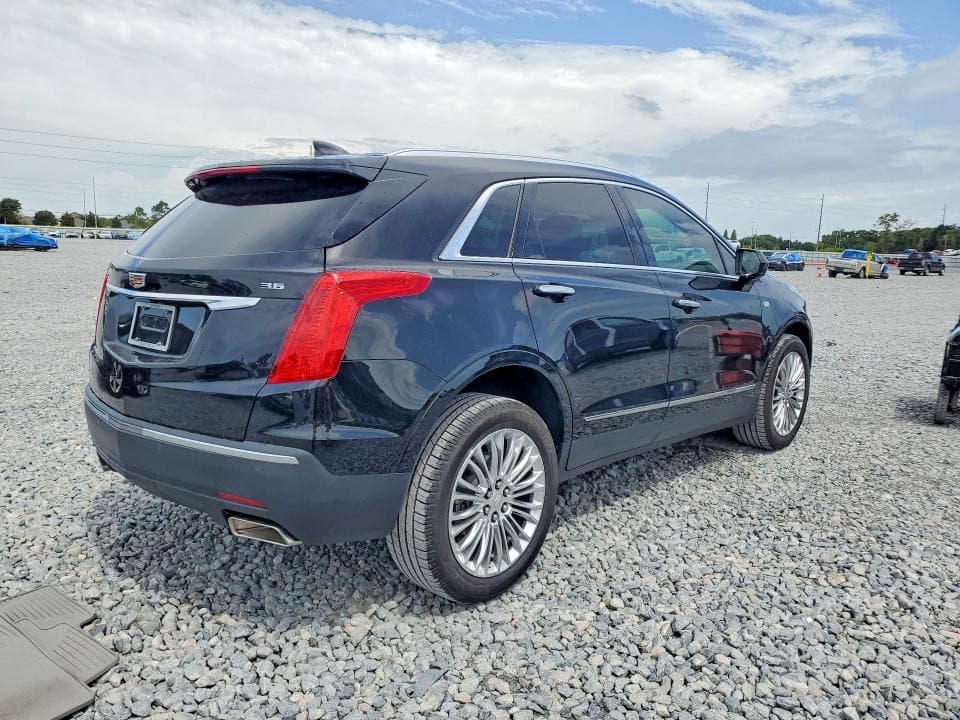 2018 CADILLAC XT5 LUXURY 3