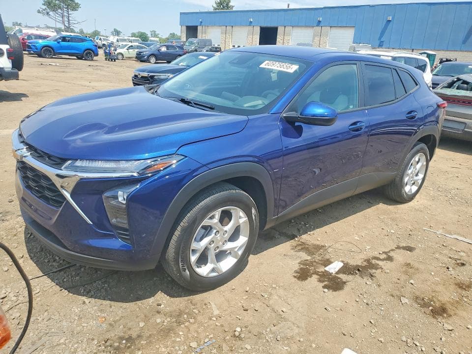 2024 CHEVROLET TRAX LS - 1