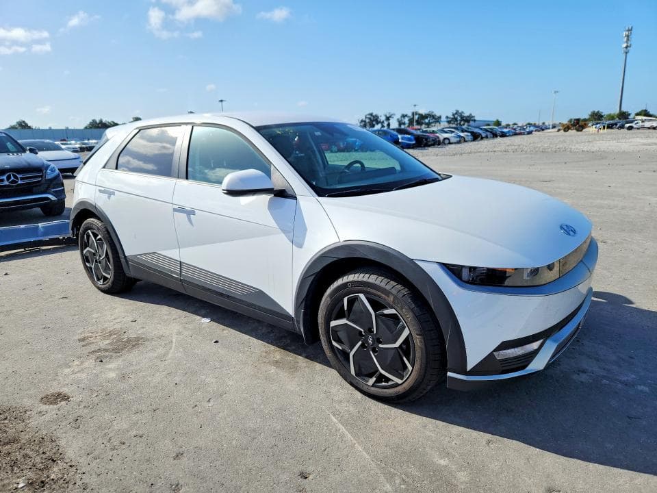 2024 HYUNDAI IONIQ 5 SEL 4