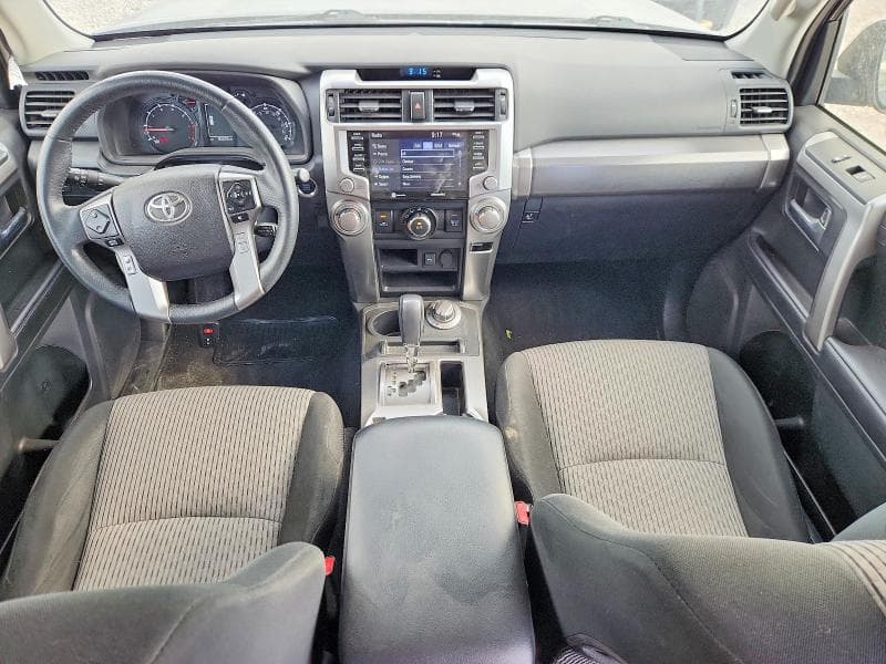 2022 TOYOTA 4RUNNER SR5 8