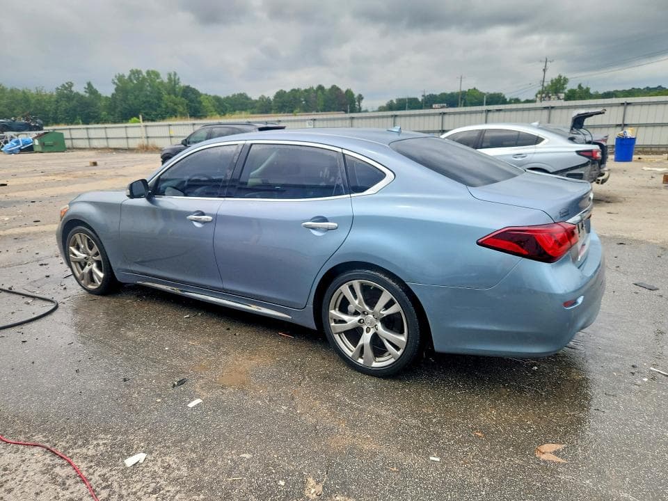 2017 INFINITI Q70L 3.7 3.7 2