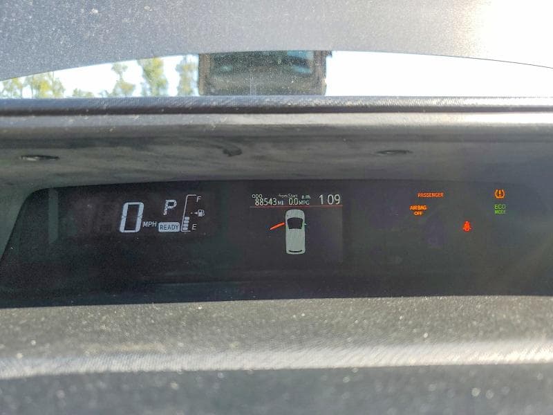 2017 TOYOTA PRIUS C FOUR 9