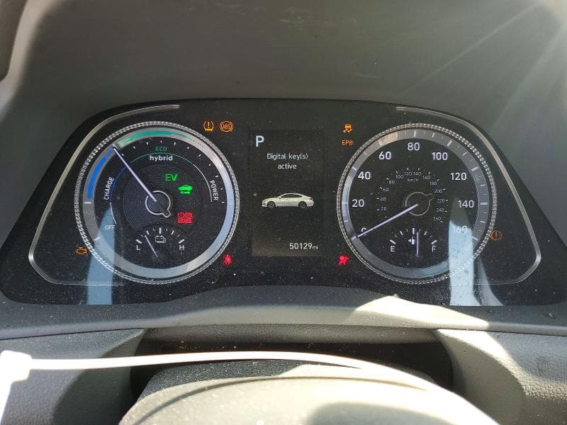 2021 HYUNDAI SONATA HYBRID SEL 9
