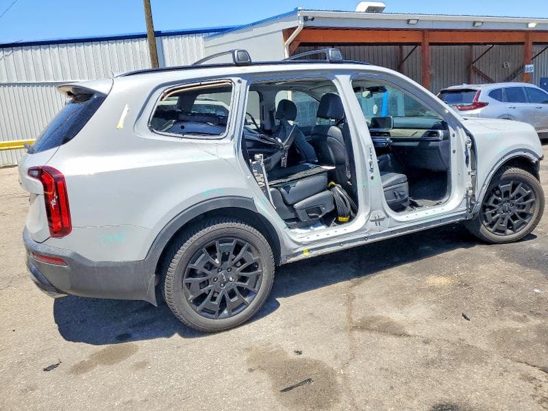 2022 KIA TELLURIDE EX 3
