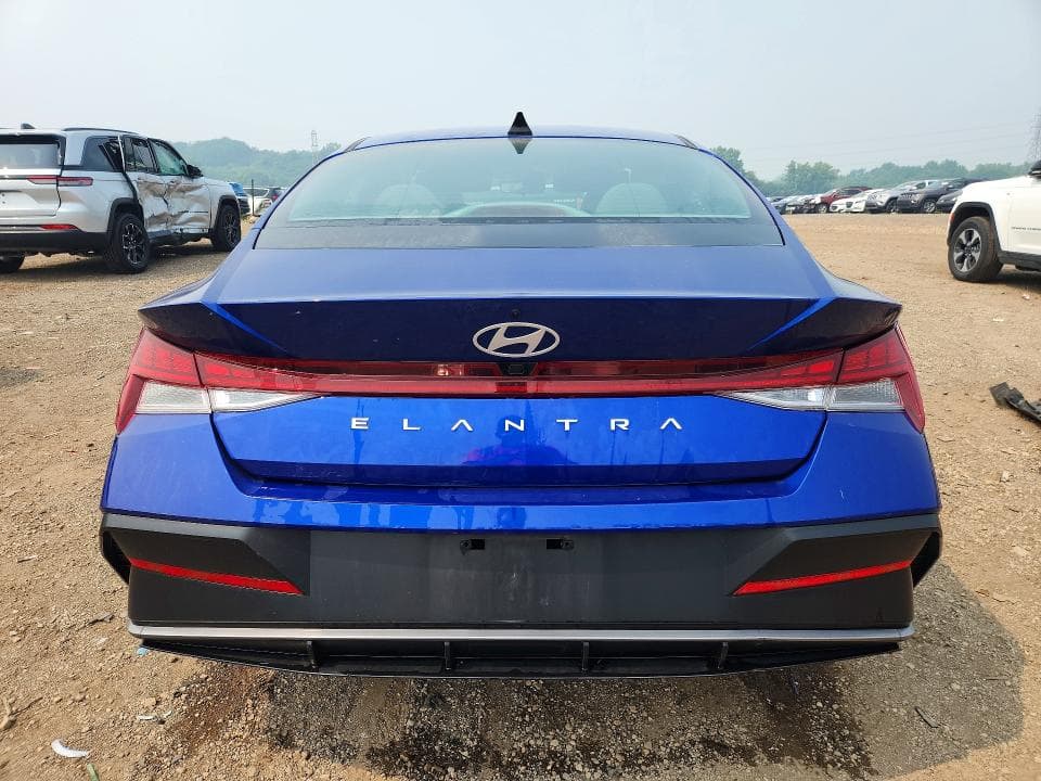 2024 HYUNDAI ELANTRA SEL 6