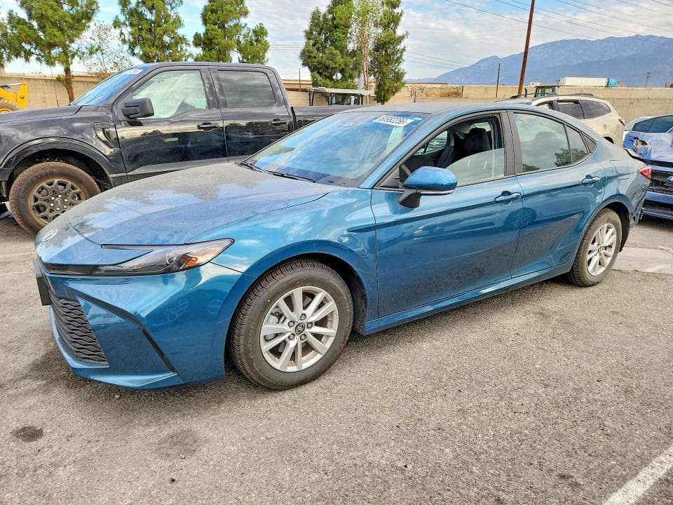 2025 TOYOTA CAMRY LE - 1