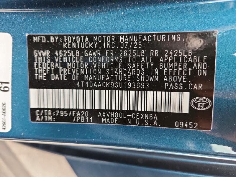 2025 TOYOTA CAMRY LE 13