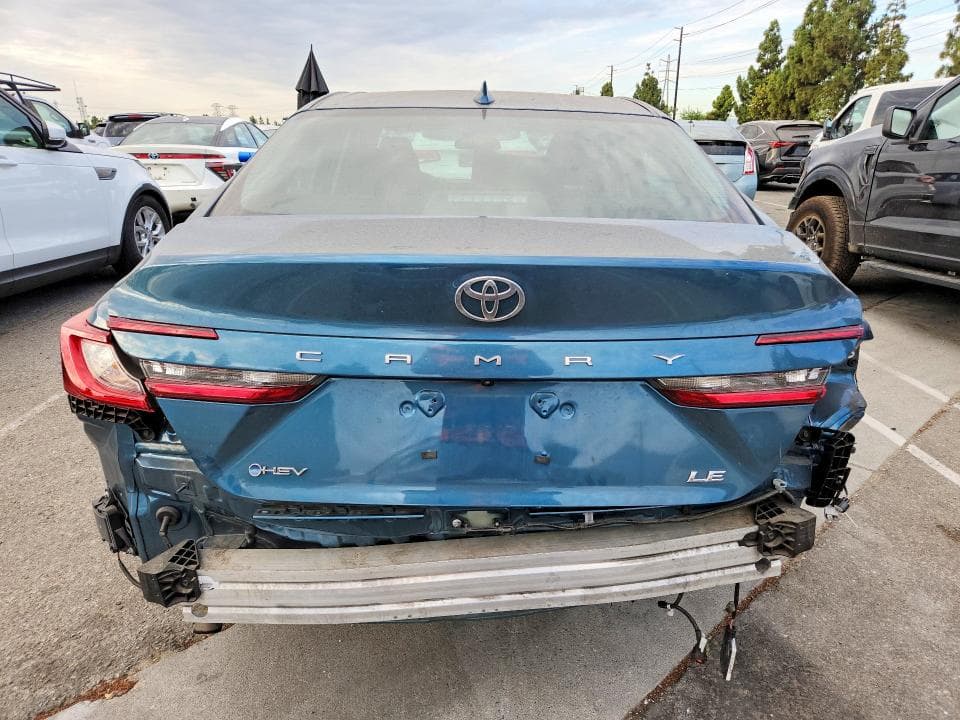 2025 TOYOTA CAMRY LE 6