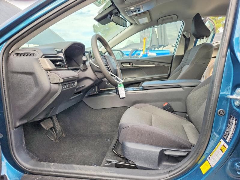 2025 TOYOTA CAMRY LE 7