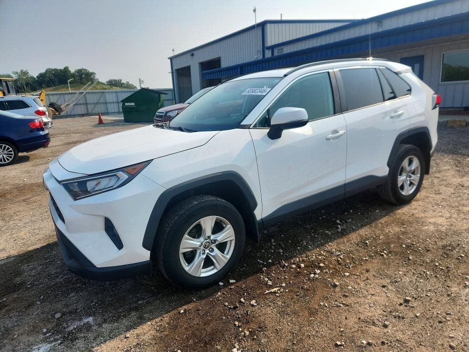 2021 TOYOTA RAV4 XLE - 1