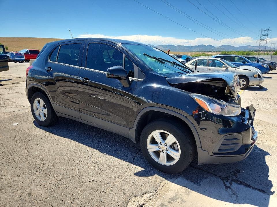 2020 CHEVROLET TRAX LS 4