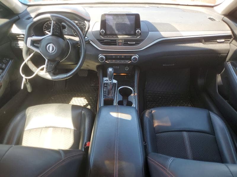 2023 NISSAN ALTIMA SR 8
