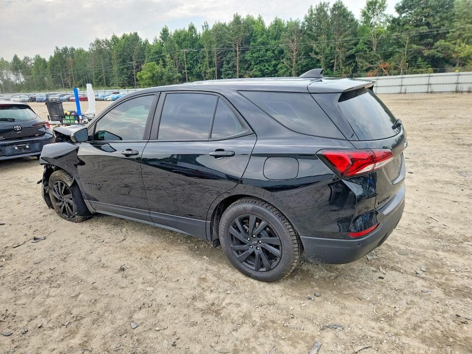 2023 CHEVROLET EQUINOX LS 2