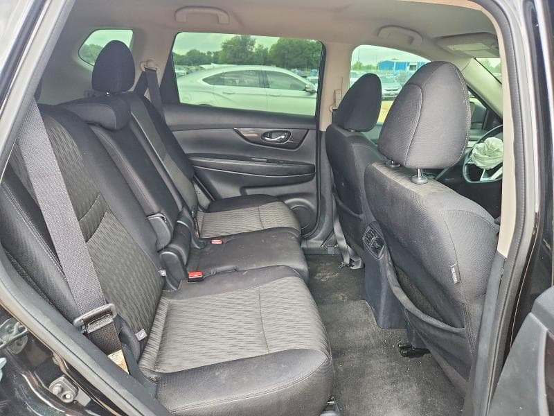 2018 NISSAN ROGUE SV 11