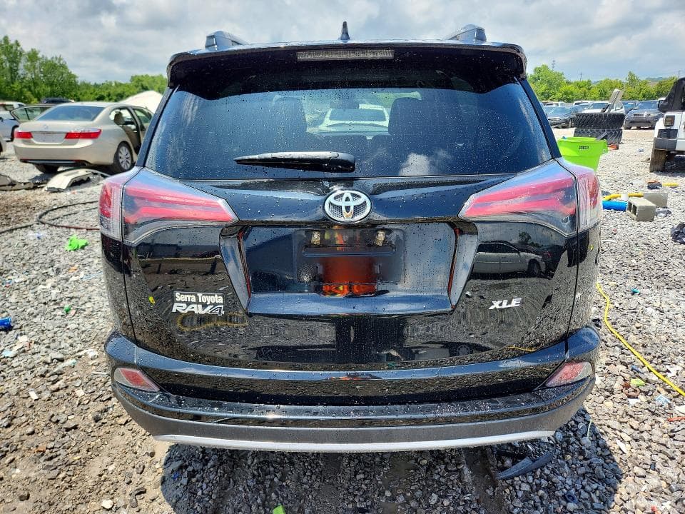 2018 TOYOTA RAV4 XLE XLE 6