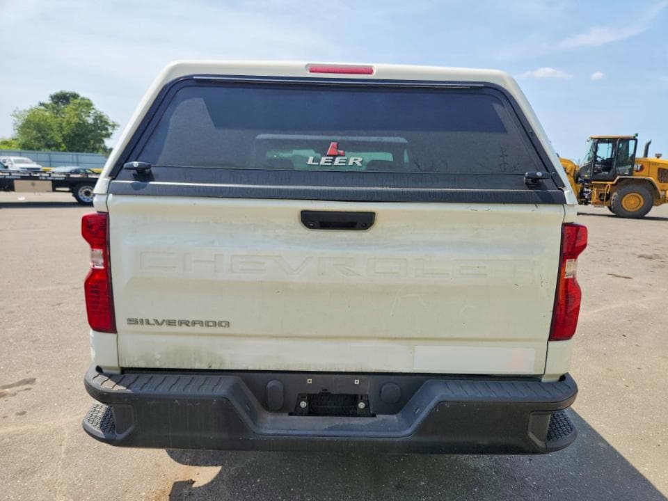 2023 CHEVROLET SILVERADO C1500 6