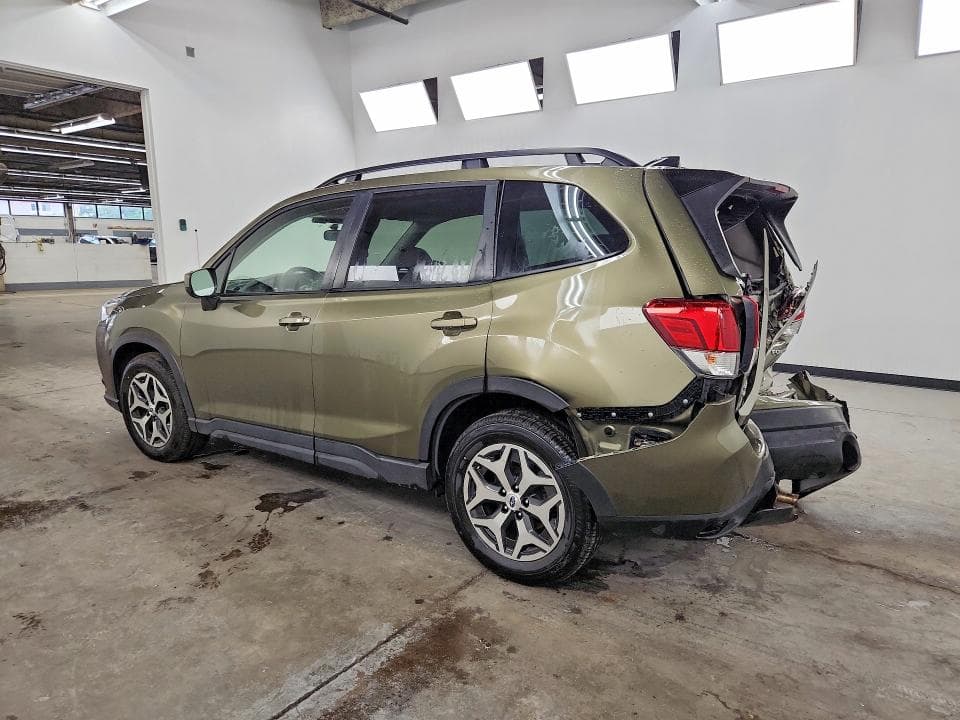 2024 SUBARU FORESTER PREMIUM PREMIUM 3