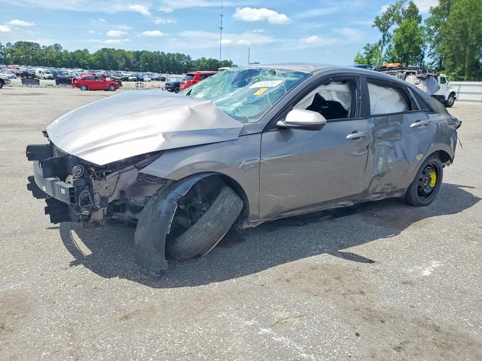 2023 HYUNDAI ELANTRA SE - 1